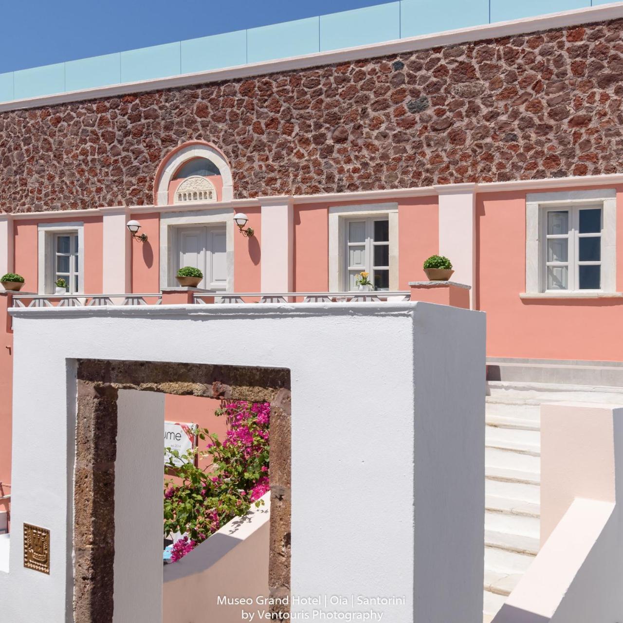 Museo Grand Hotel Oia Exterior foto